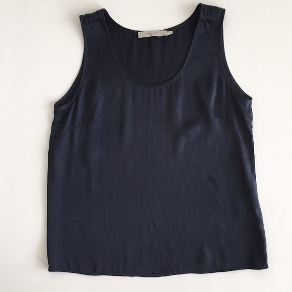 7115 by Szeki Signature Sandwashed Silk Tank in Navy - Picture 8 of 12